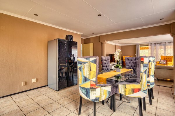 Réglette led blanche étanche : la solution durable pour vos espaces humides